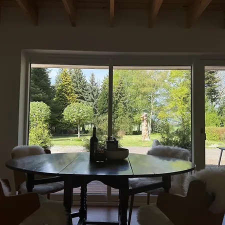 Jule - Cozy And Elegant Place With Open Ceiling, Beautiful Garden And Specious Terrace 3*