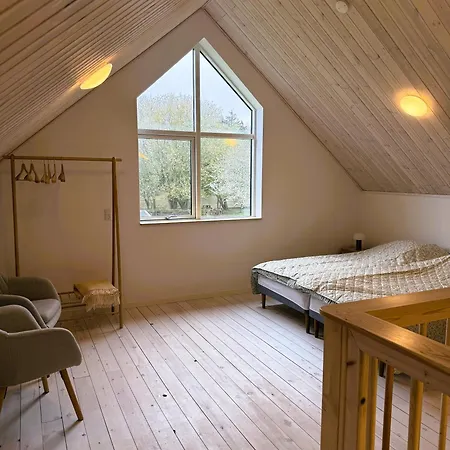 Pensionat Jule - Cozy And Elegant Place With Open Ceiling, Beautiful Garden And Specious Terrace 3*