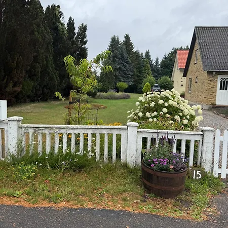 Jule - Cozy And Elegant Place With Open Ceiling, Beautiful Garden And Specious Terrace Kettinge